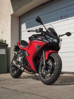 Kawasaki Ninja 650 40th Anniversary Edition mit SharkAuspuff