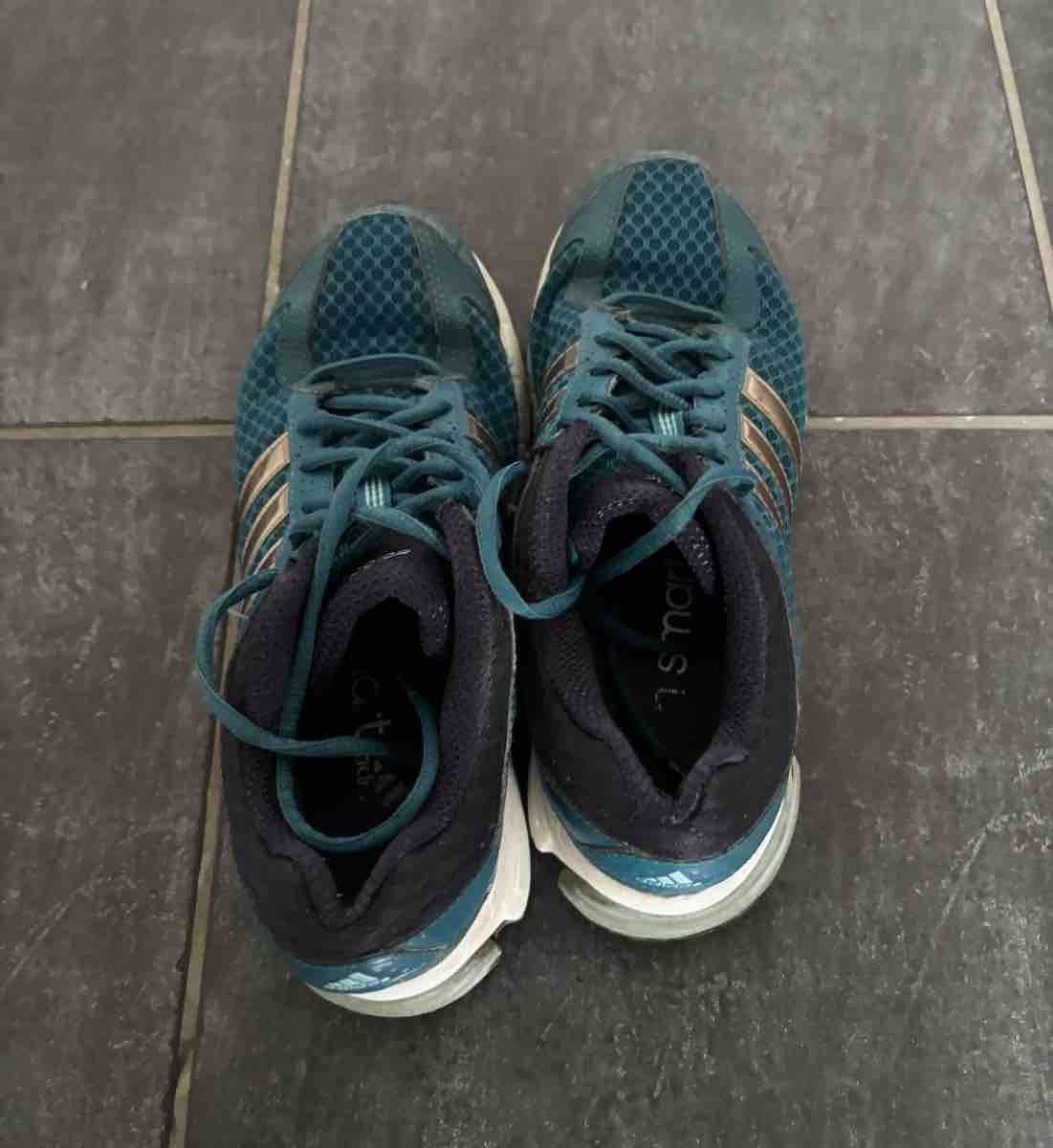 Adidas Scarpe da donna: Adidas Turnschuhe Grösse 36 – Usato da Basel venduto da Vaniiiy 1