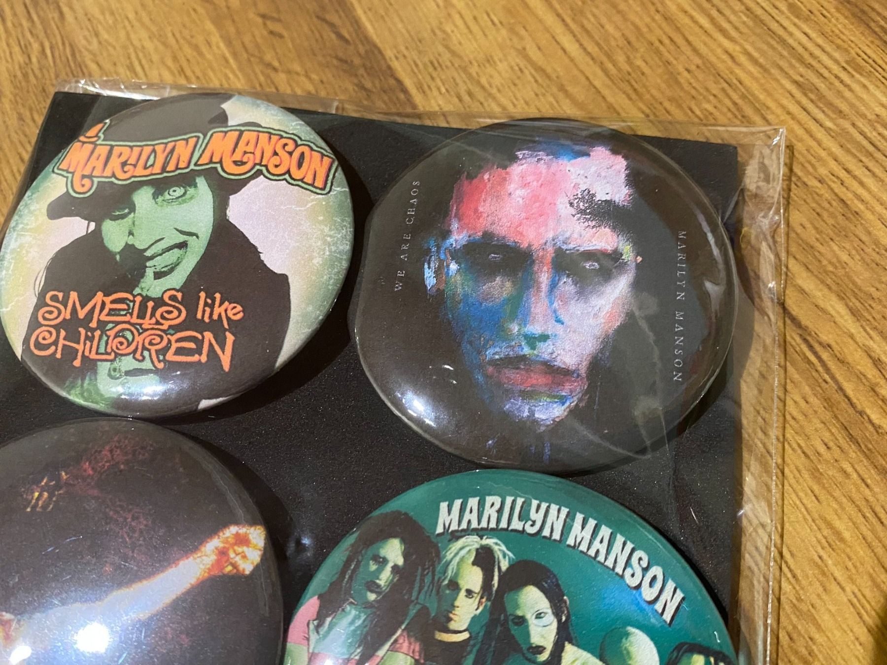 Placchette & Badge: Marilyn Manson Ansteck Badges! – Nuovo (secondo la descrizione) da Basel venduto da FatCatPacksTheRatt 6