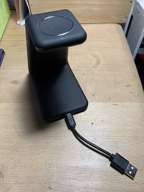 Caricabatterie: Handy Ladestation, Andi be free charger – Usato da Wabern venduto da walsn1 1