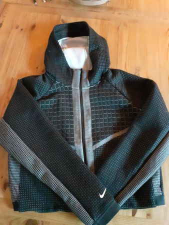 Nike Jäckli XS