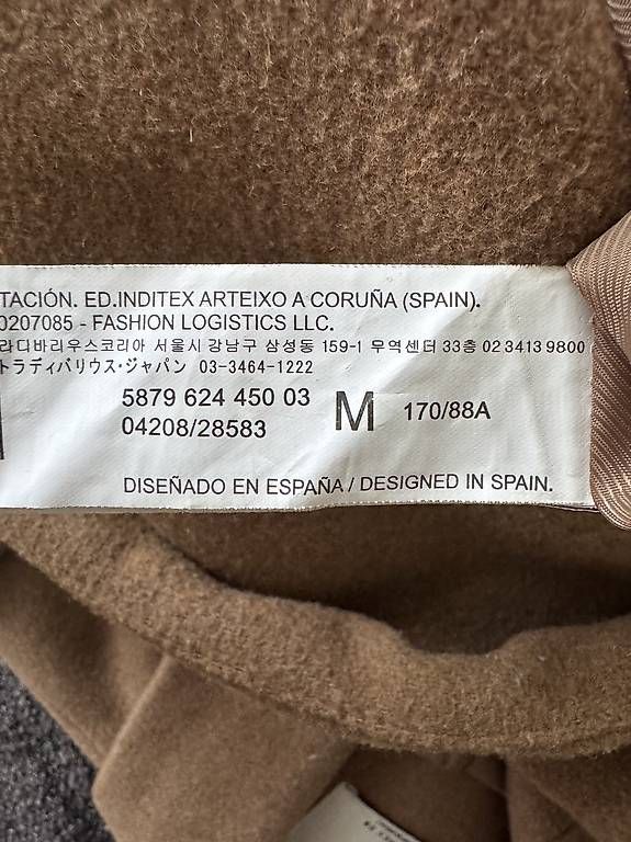 Stradivarius Cappotti: Mantel Stradivarius – Usato da Lupfig venduto da she_vfd6 3