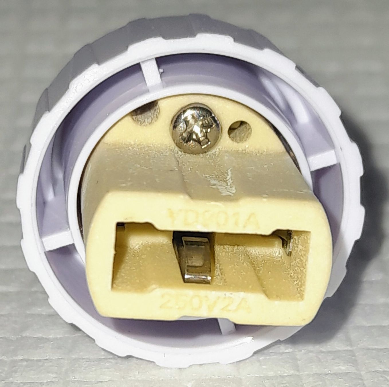 Unità & Adattatore: E14 zu G9 Adapter - Lampenadapter – Nuovo e nell'imballaggio originale da Zürich venduto da Zurich 4