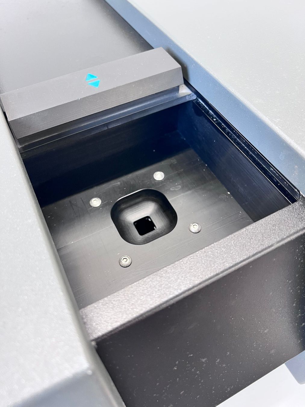 Accessori da laboratorio: Beckman Coulter N4 PLUS Particle Sizer – Usato da Niederdorf venduto da LeptonAG_Labor 4