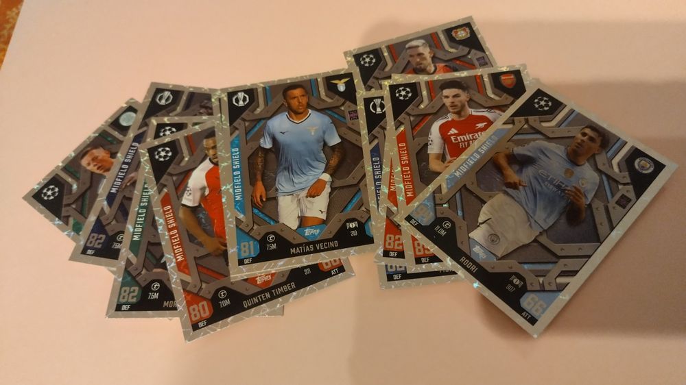 Topps Carte collezionabili: 12 Match Attax Extra Champions 2024/2025 "Midfield Shield"" – Nuovo (secondo la descrizione) da Mendrisio venduto da Kuarahy
