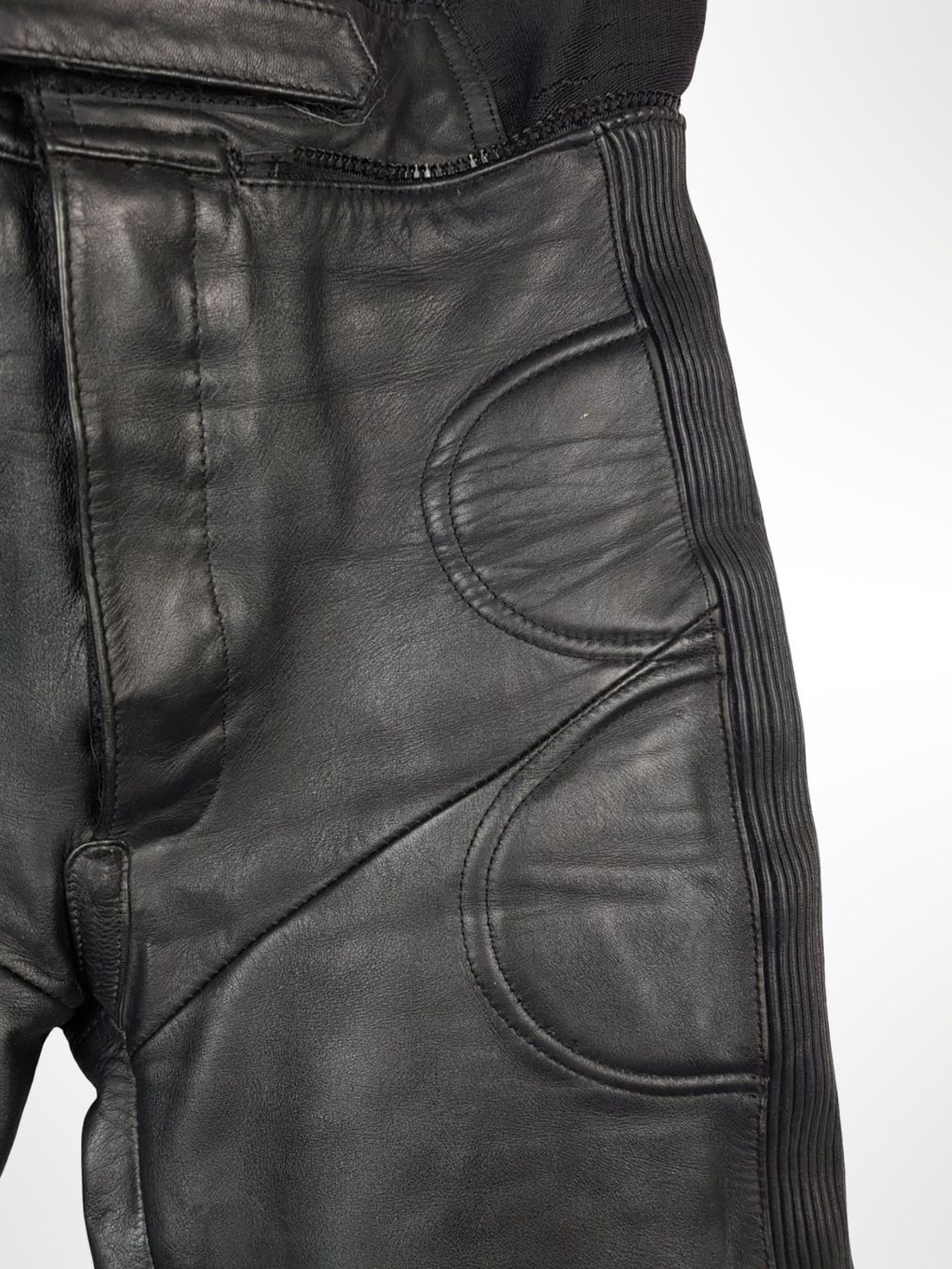 IXS Pantaloni: iXS Motorradhose Gr. 50, Echtes Leder schwarz – Usato da Suhr venduto da Restwert_Suhr 2