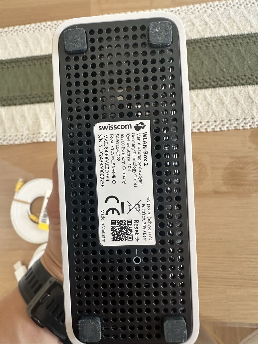 Swisscom Modem & Router: Swisscom Router und Wlan Box – Usato da Safenwil venduto da Robin_27 3