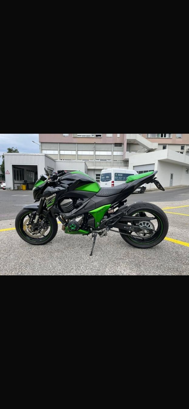 Kawasaki Strasse: Kawasaki Z800, 2013, 35kw – Gebraucht aus Versoix von FromHumanToGod 3