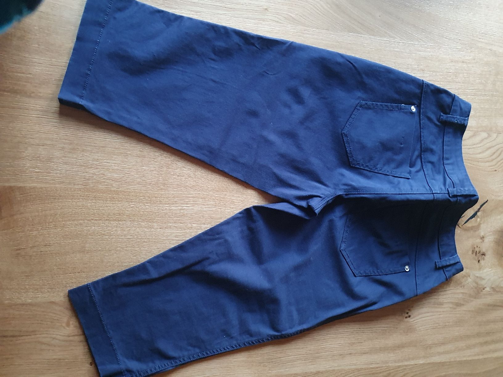 Hosen: Hosen Capri Street One 36 – Gebraucht aus Giswil von Buchs18 1