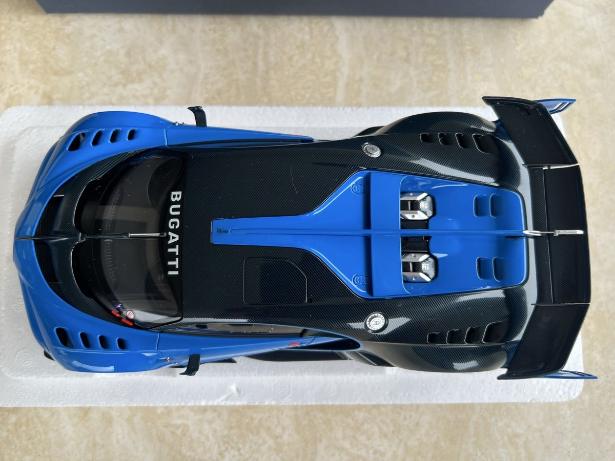 Bugatti Modellini d'auto: Bugatti Vision Grand Turismo 1:18 – Nuovo e nell'imballaggio originale da Zürich venduto da Federicozuerich 5