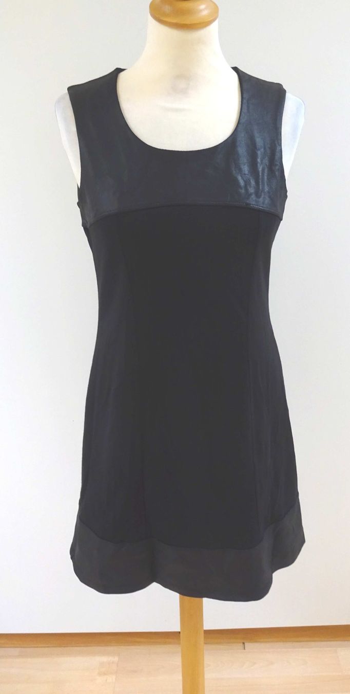 Vestiti: Armand Thiery - Kleid - schwarz - Grösse M – Usato da Zofingen venduto da Justizia_01