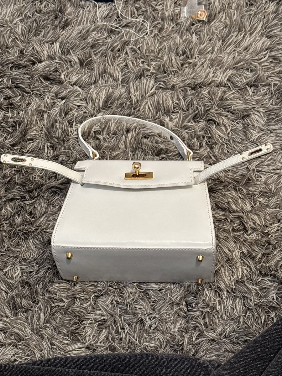 Borse da donna: Assima Handtasche in weiss – Usato da Therwil venduto da cosugs 1