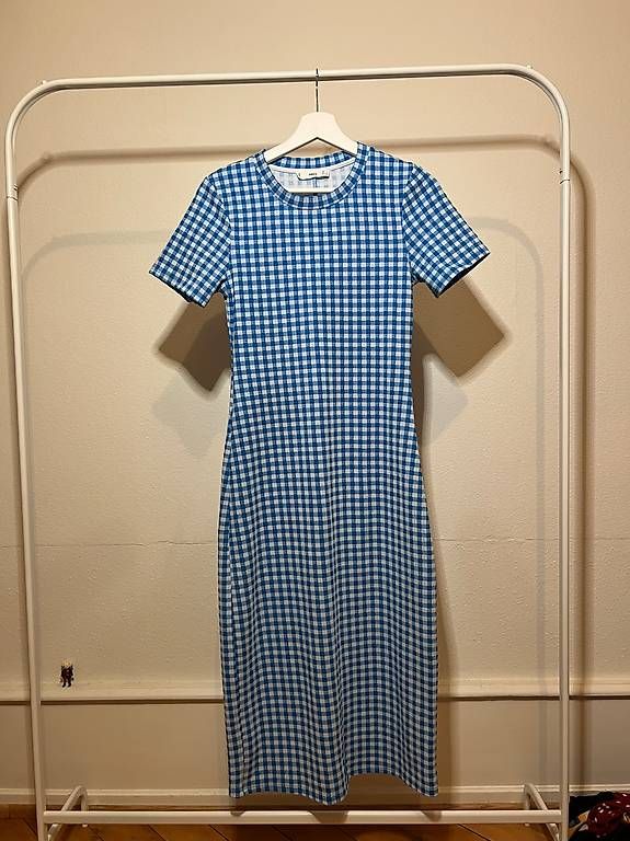 Zara Kleider: NEU Kleid Grösse S – Neu (gemäss Beschreibung) aus Basel von Natur_Schweiz