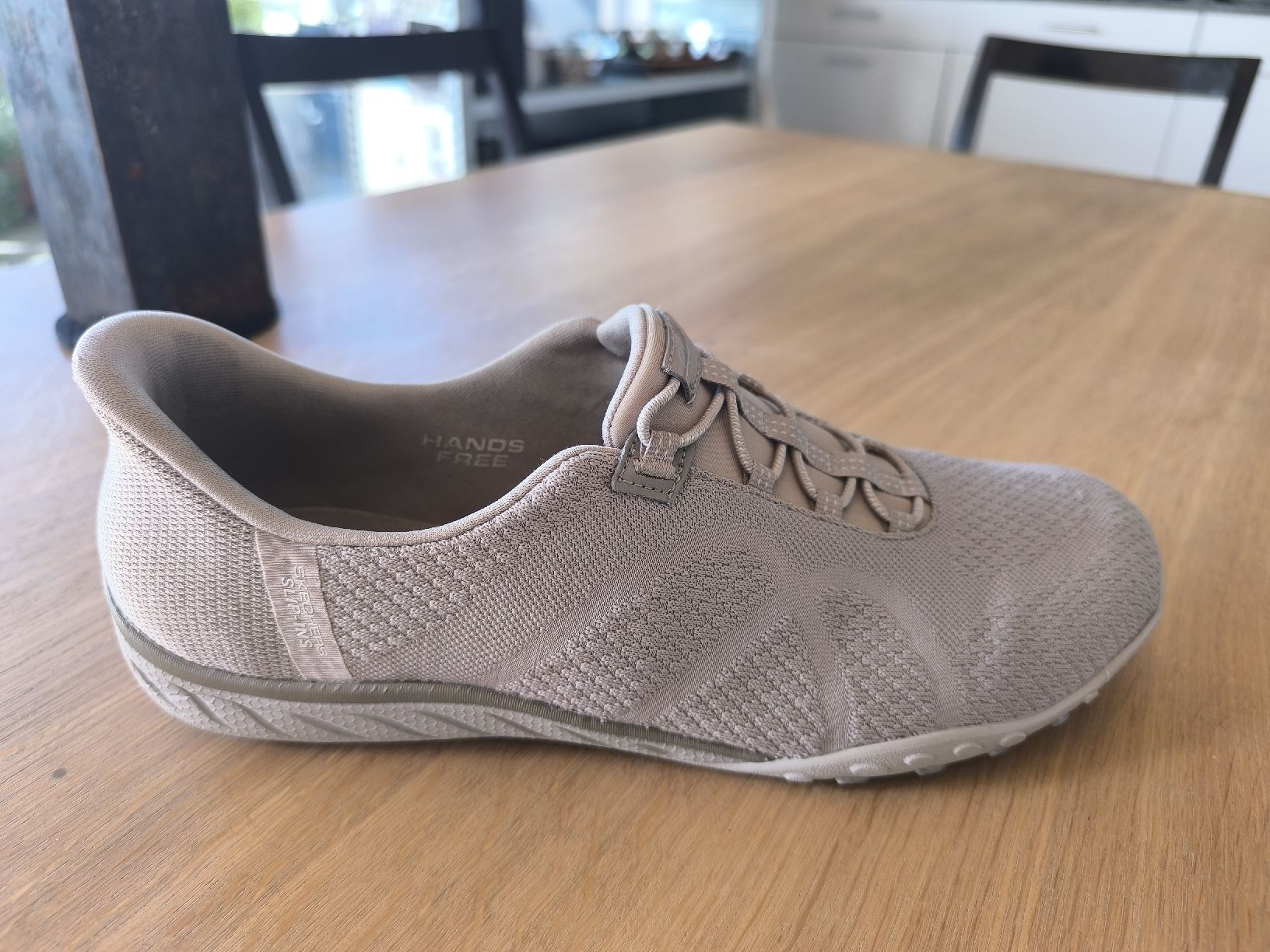 Skechers Scarpe da donna: Skechers Laufschuhe – Nuovo (secondo la descrizione) da Luzern venduto da syl_bst5 1