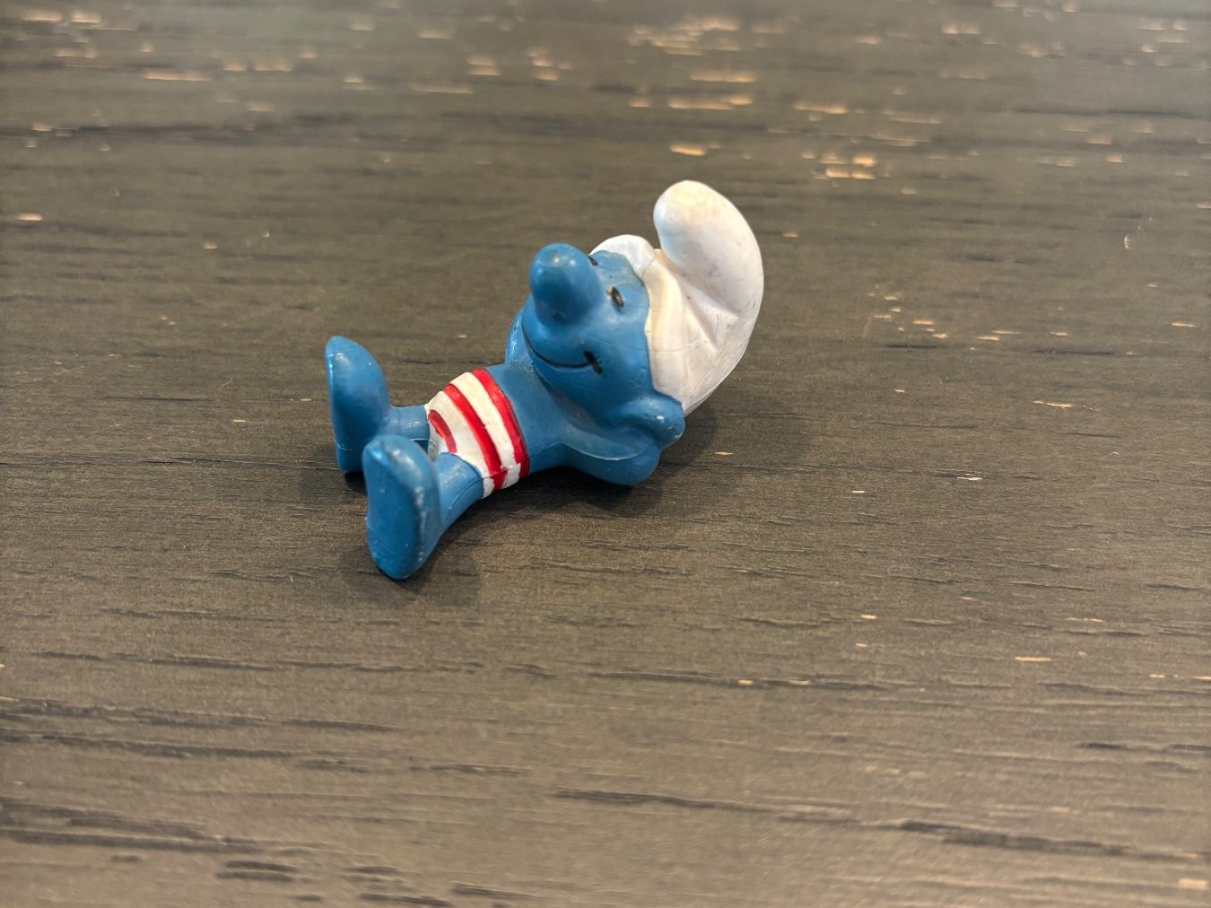 Statuette: Peyo Schlumpf / Rückenschwimmer – Usato da wenslingen venduto da kulturseller