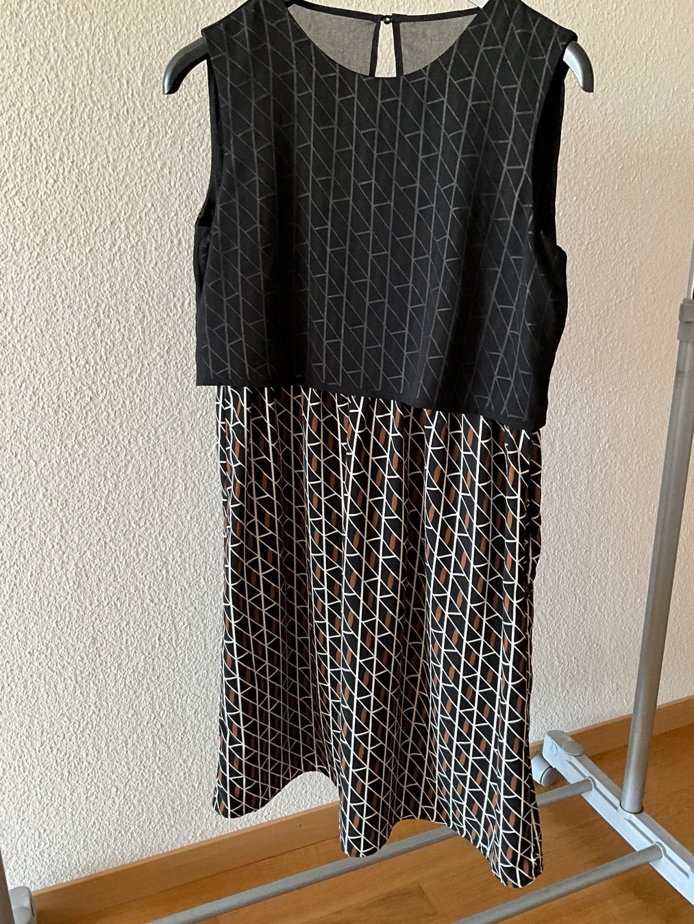 Vestiti: Kleid Gr. M/L. Neu – Nuovo (secondo la descrizione) da Muri b. Bern venduto da SmuriS 1