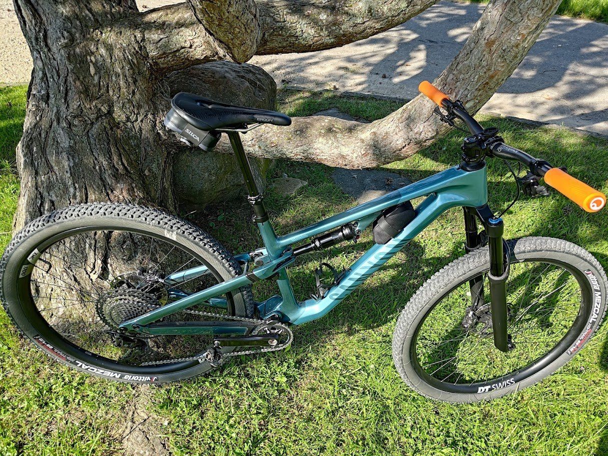 Canyon Velos: Canyon Neuron CF9 Gr. M - 2023 – Gebraucht aus Therwil von  3