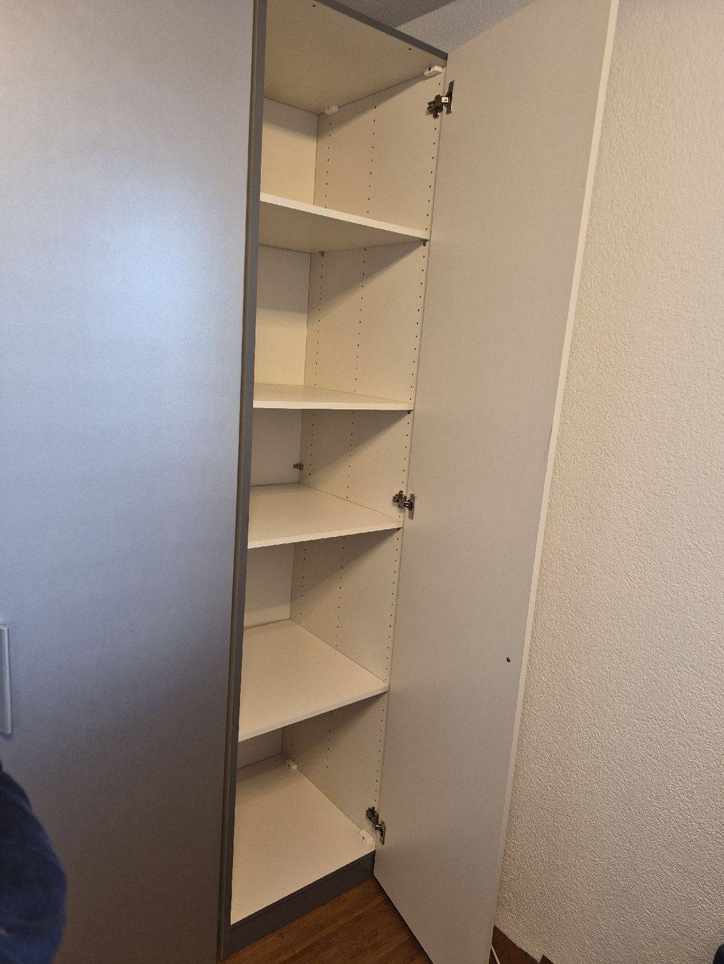 Armoires: Kleiderschrank modular – D'occasion à Derendingen par Judihui76 3