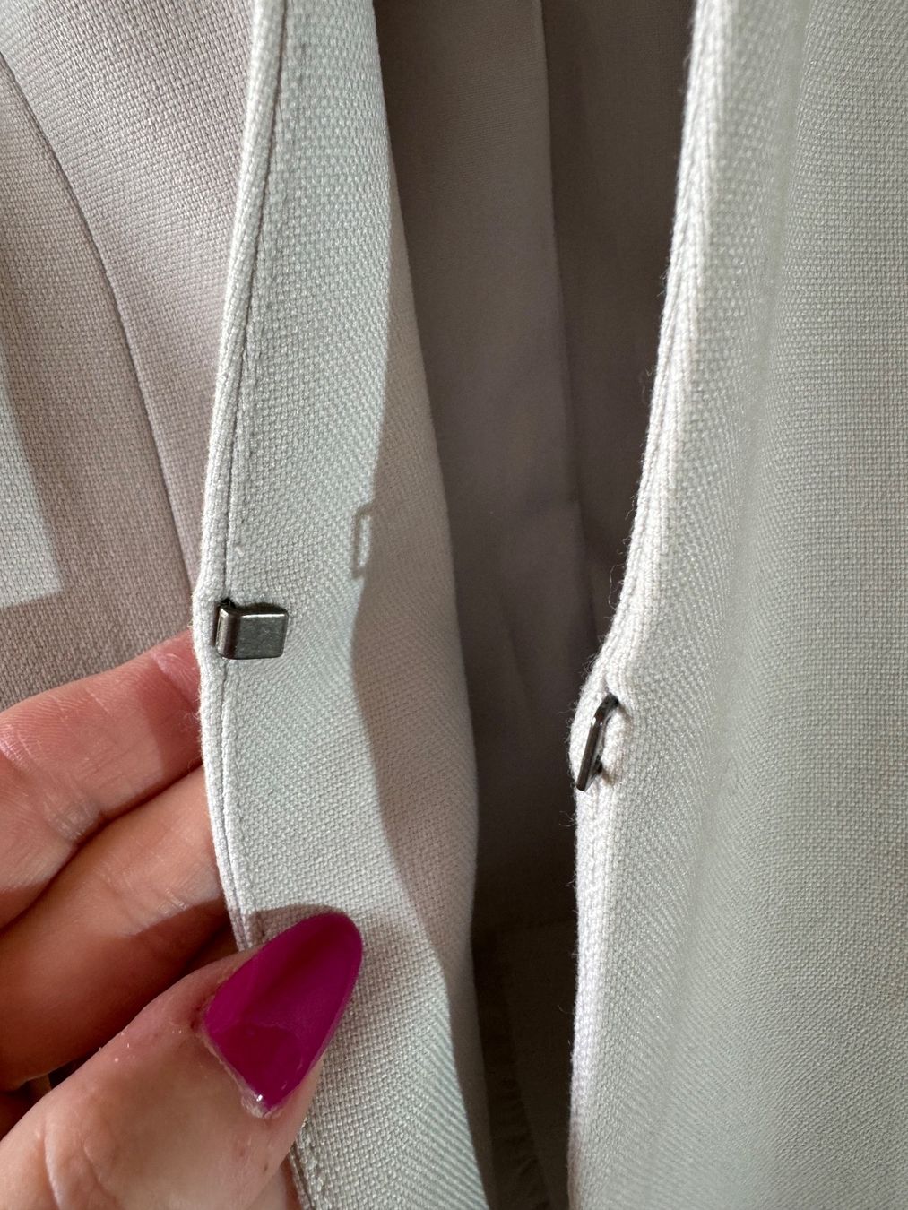 H&M Giacche: Hellgrauer Blazer von H&M Gr. 40 – Usato da Grosswangen venduto da second_hand_dress 2