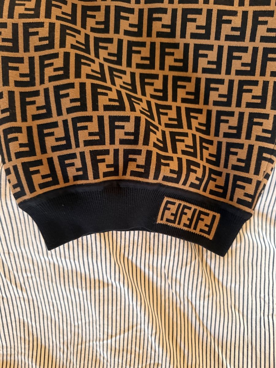 Fendi Gonne: Fendi Zucca Logo Skirt – Nuovo (secondo la descrizione) da Schwerzenbach venduto da Cscollazo 2