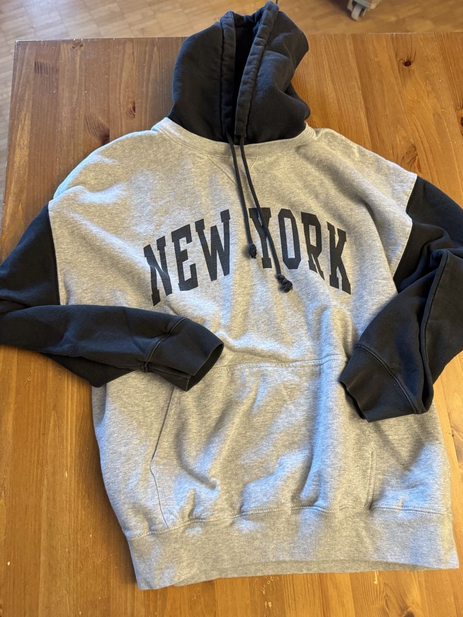 Brandy Melville Pullover & Sweatshirts: Felpa xl – Gebraucht aus Küssnacht am Rigi von ciucchino