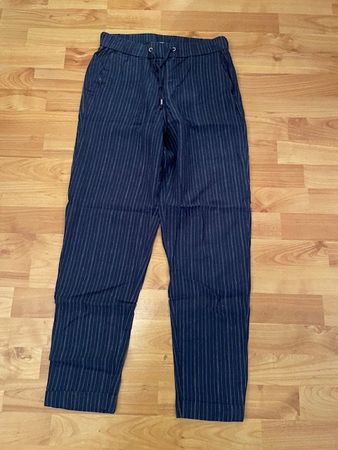 Leichte Esprit Hose, blau gestreift, Grösse 34