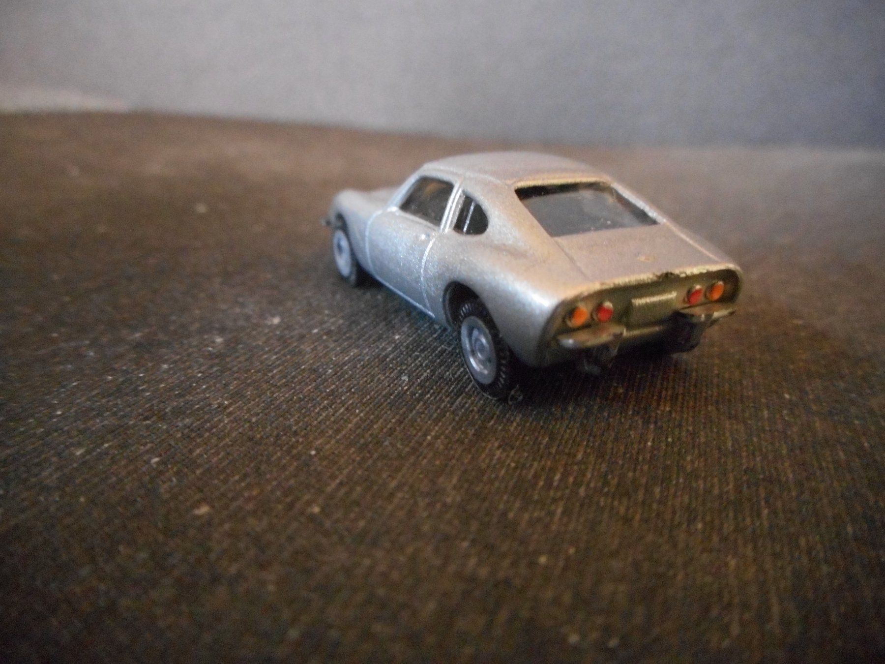 Modellini di ferrovie: Opel GT 1 : 87 H0 – Usato da Bretzwil venduto da gbfluck 2