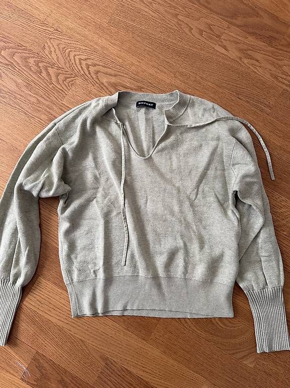 Maglioni & Felpe: Repeat Pulli – Usato da Arlesheim venduto da ann_tnc9 1