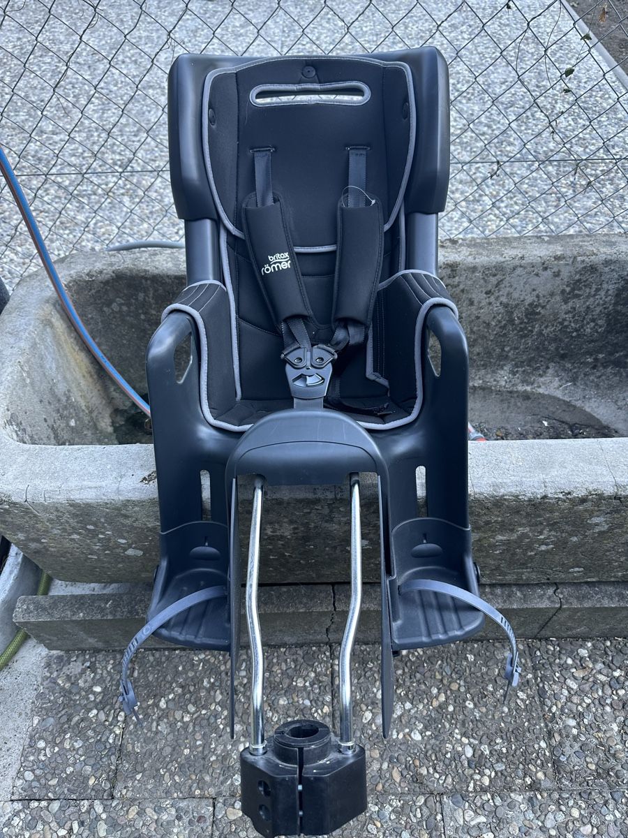 Britax Römer Seggiolini per auto: Römer-Britax Velo-Kindersitz  – Usato da Oensingen venduto da Sandokan8888