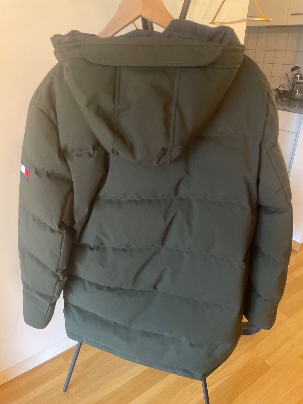 Tommy Hilfiger Giacche: Tommy Hilfiger Winter Daunenjacke – Nuovo (secondo la descrizione) da Luzern venduto da dia_8t26 1