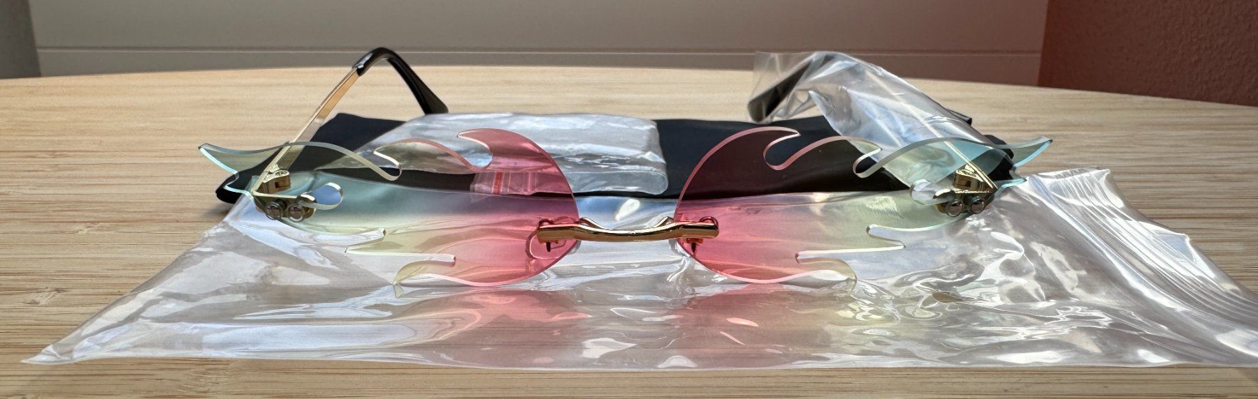 Occhiali & Lenti: Candy Flame Brille, Gadget, Meme Glasses, Rot, Orange, Blau – Nuovo e nell'imballaggio originale da Winterthur venduto da YaV 2