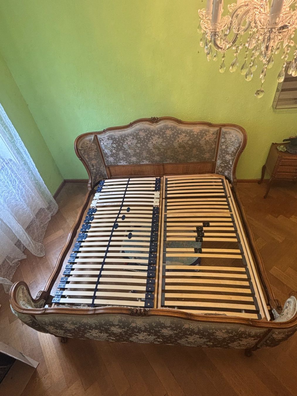Letti: chambre à coucher complète – Usato da Malleray venduto da grenouille05