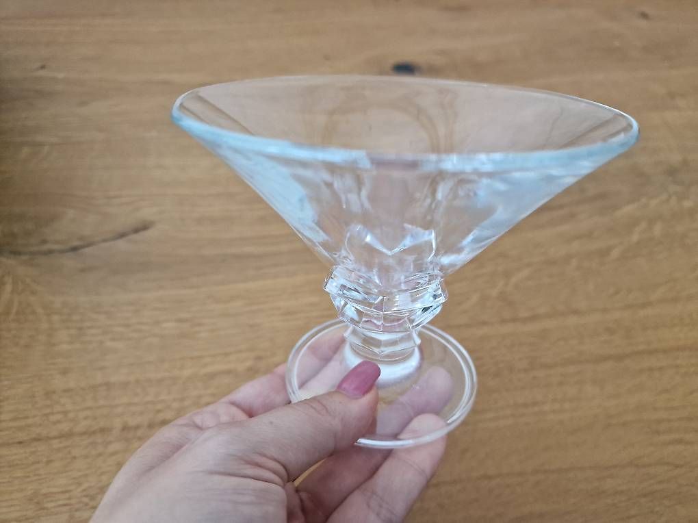 Arcoroc Gläser: Glacegläser, Dessertschüssel, Eisbecher – Neu und originalverpackt aus Haslen AI von jas_5dv9
