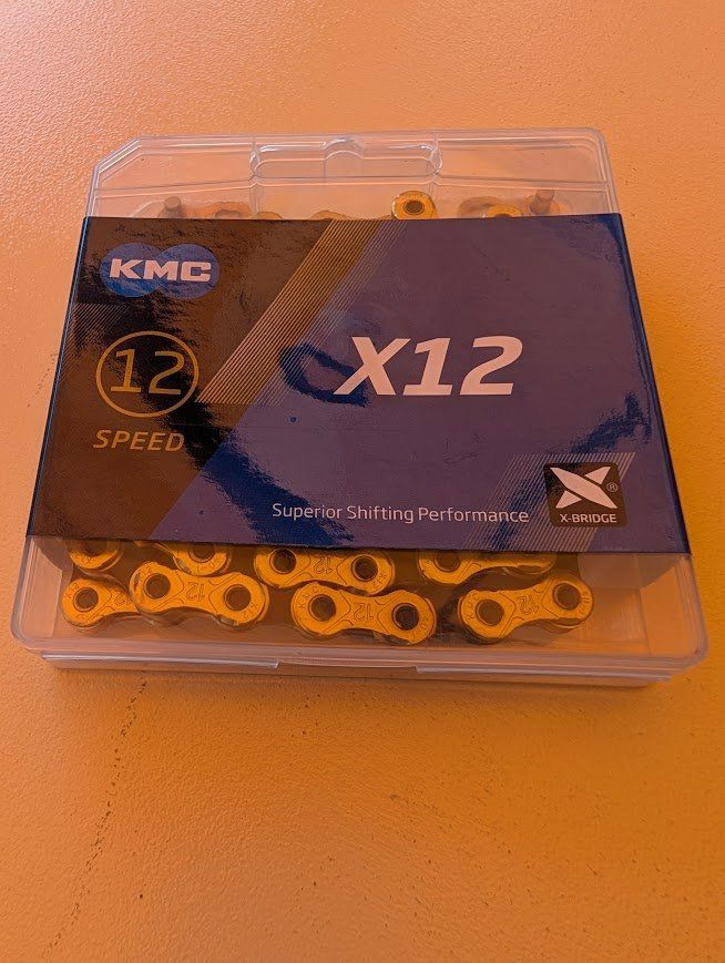 Pezzi di ricambio: Kette KMC X12 schwarz-gold – Nuovo e nell'imballaggio originale da Therwil venduto da bensotto