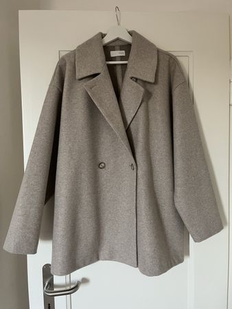 Zara Kurzjacke beige Gr. XL
