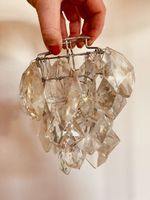 Deckenlampe aus antiken Kronleuchterkristallen