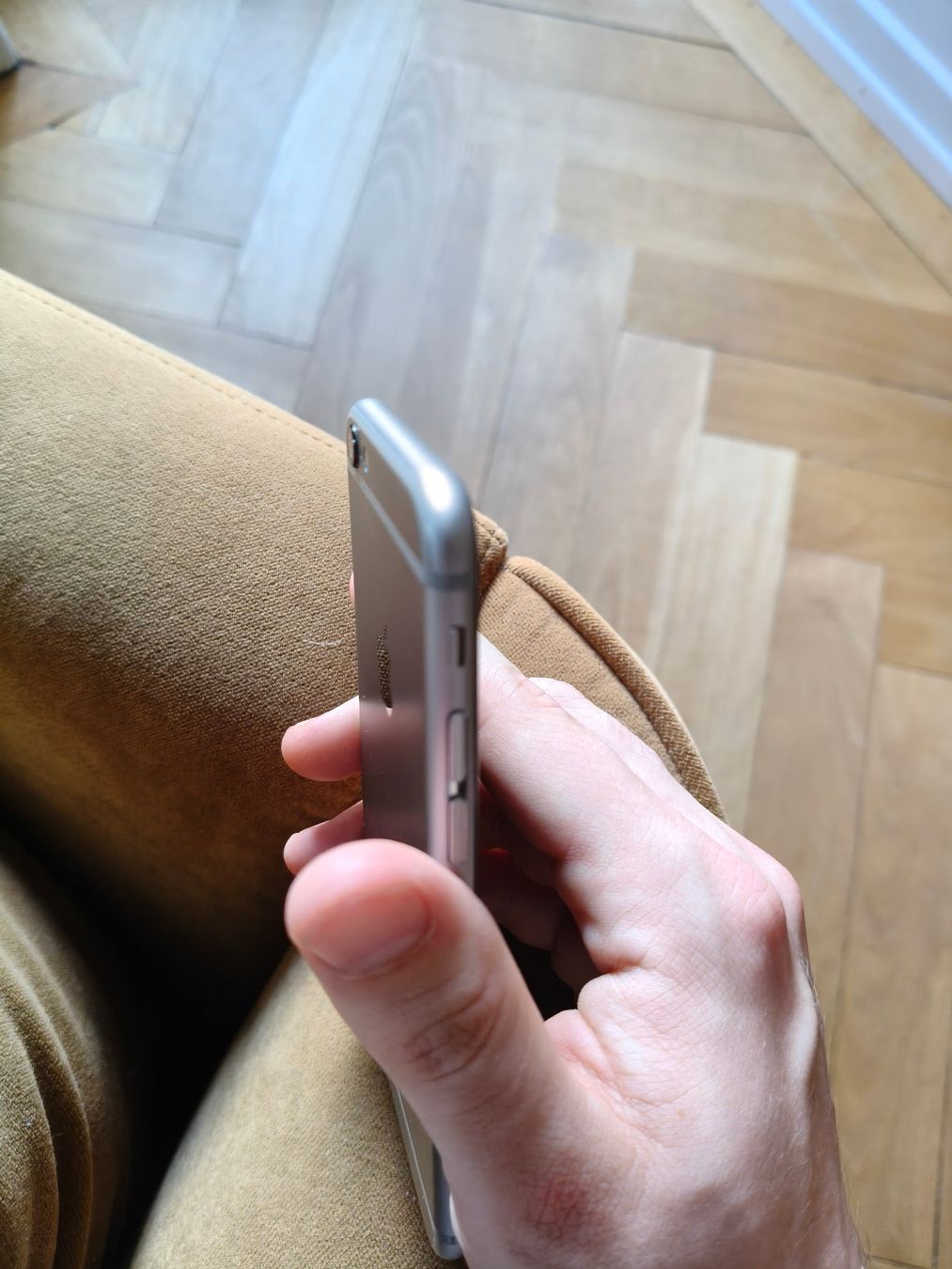 Apple Telefoni cellulari / Smartphones: iPhone 6s 128gb – Usato da Laufen venduto da dan_p89t 4