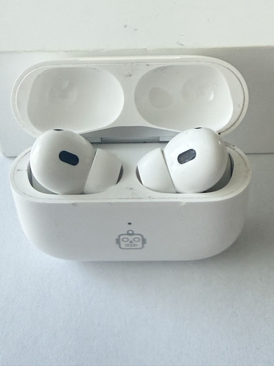 Apple Cuffie: Apple AirPods Pro 2. Generation mit Ladecase weiss – Usato da Emmenbrücke venduto da Lucky2409 3