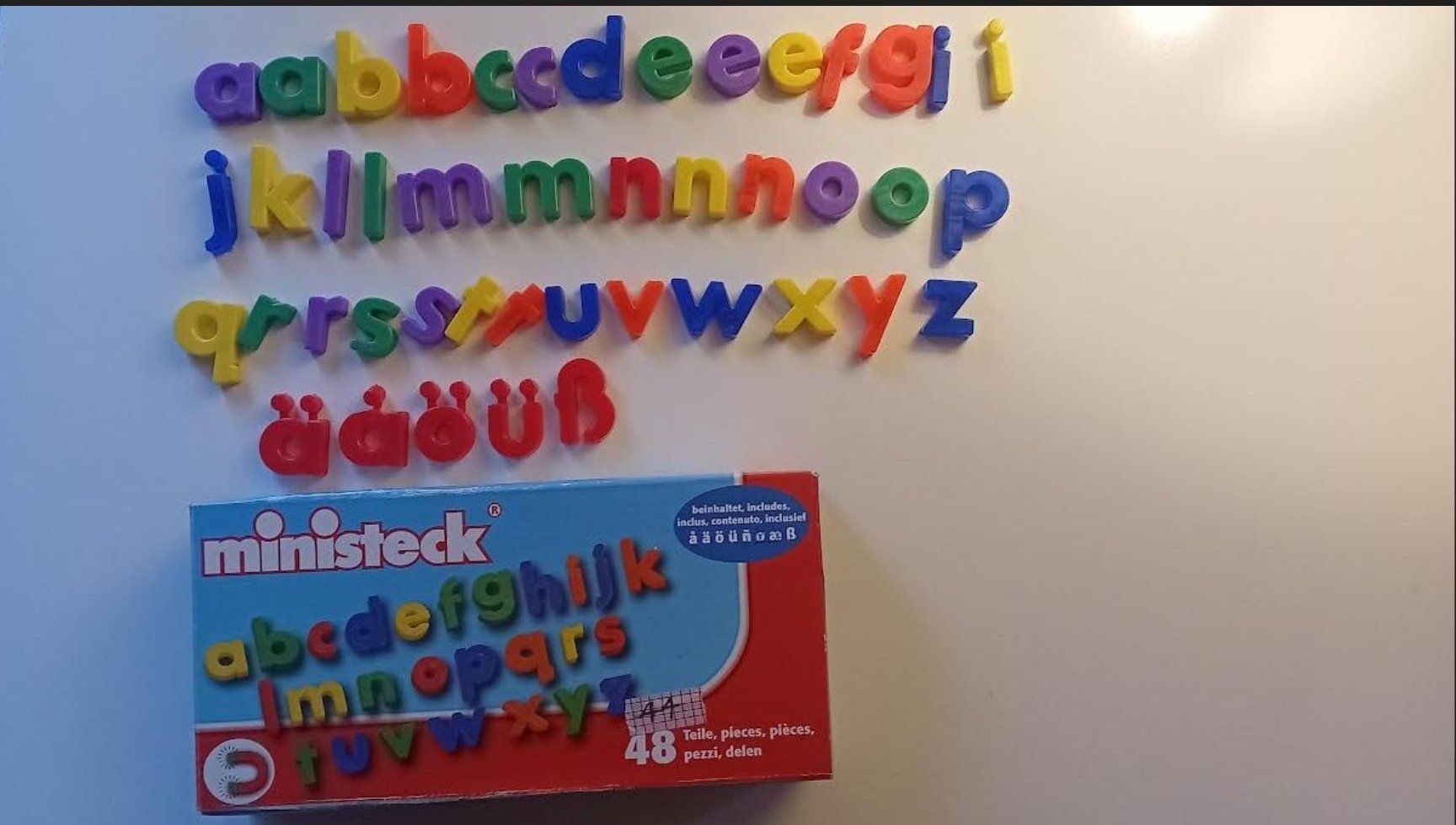 Giocattoli: Magnet Zahlen, Buchstaben Set – Usato da Salez venduto da Robe12 8