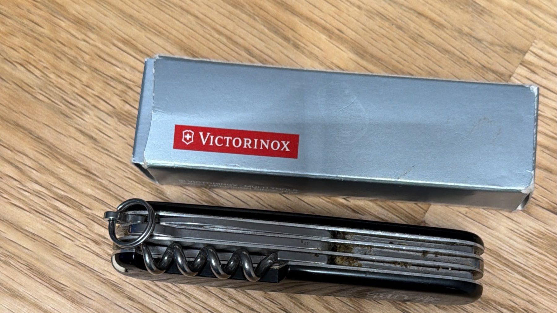 Victorinox Taschenmesser: VICTORINOX SACKMESSER UBS – Gebraucht aus Zürich von Frei-Occasionen 5
