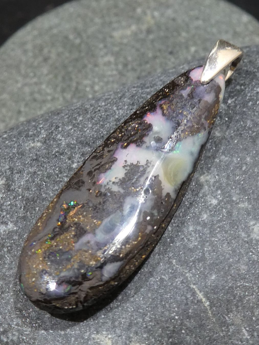 Ciondoli: Anhänger Boulder Opal. – Nuovo (secondo la descrizione) da Niederbüren venduto da Raphael014