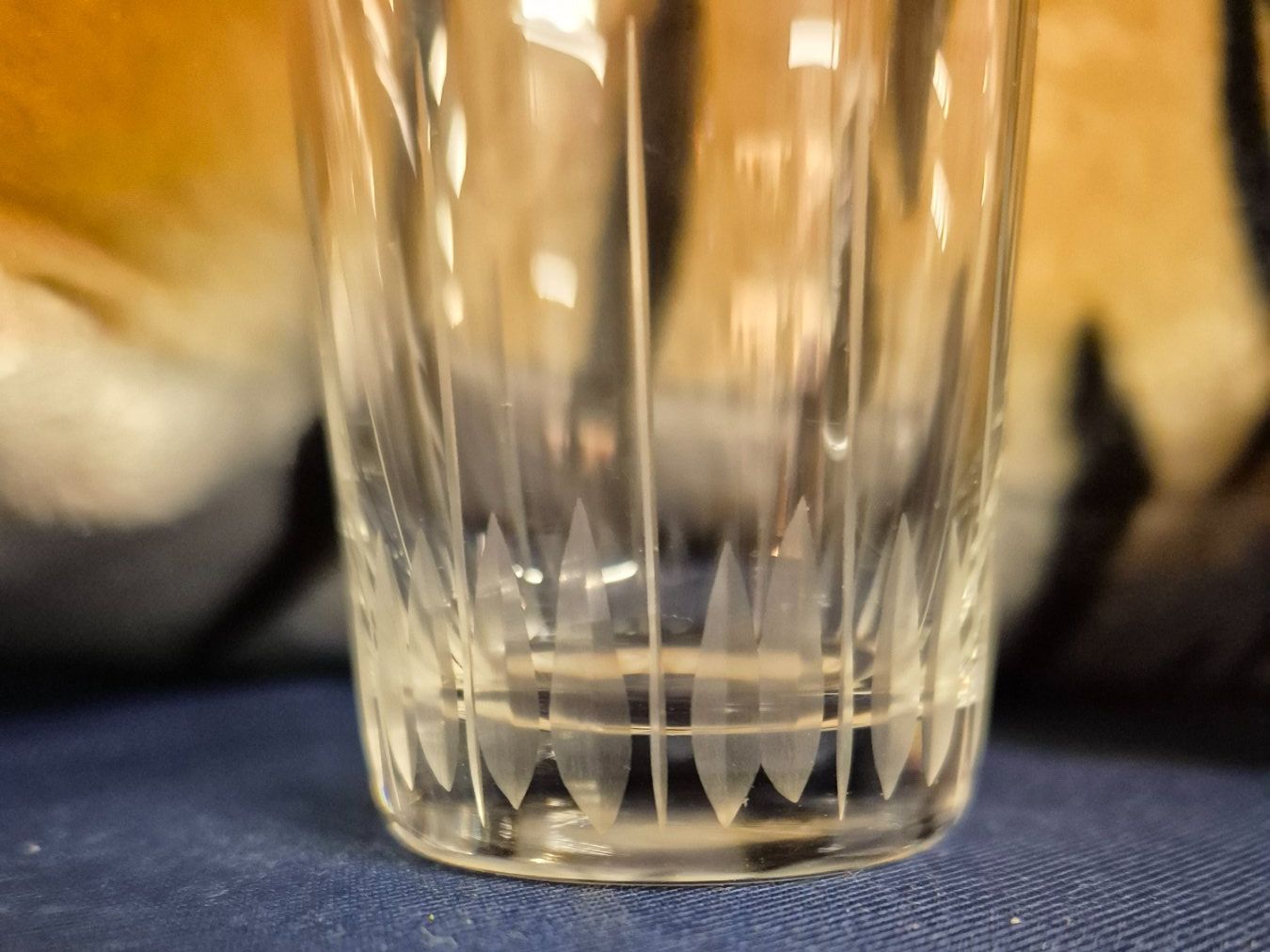 Bicchieri: 11er Set Weissweingläser / Goblets Schliffmuster k9 – Usato da Schwarzenburg venduto da Flamingo07 1