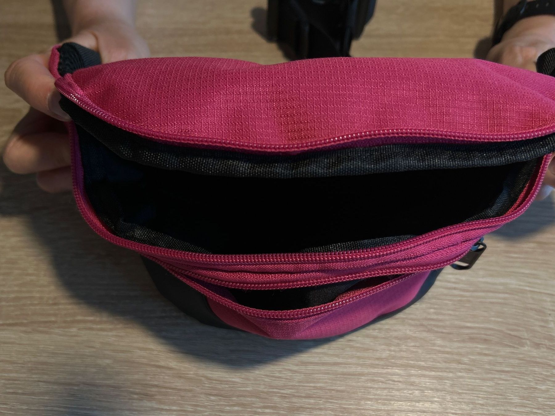 Borse da donna: Damen Bauchtasche Pink/Schwarz – Usato da Brunnen venduto da Nala2929 5