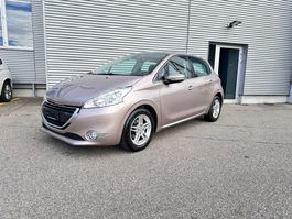 Peugeot 208 1.6 VTi Automat, 132'000km, Panoramadach, Top!