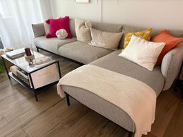 IKEA ÄPPLARYD 4er-Ecksofa mit Récamiere hellgrau