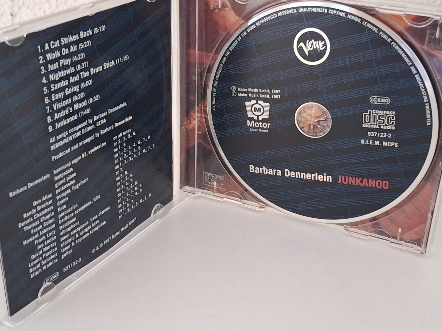 CD: CD Barbara Dennerlein  - JUNAKOO   Latin - Jazz -Funk – Usato da Aarberg venduto da Jackup1 2