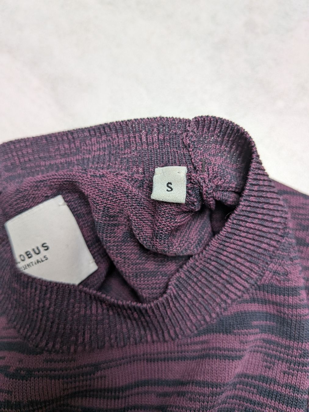 Globus T-shirt: Globus T-shirt – Usato da Küssnacht am Rigi venduto da schweizerrose 1
