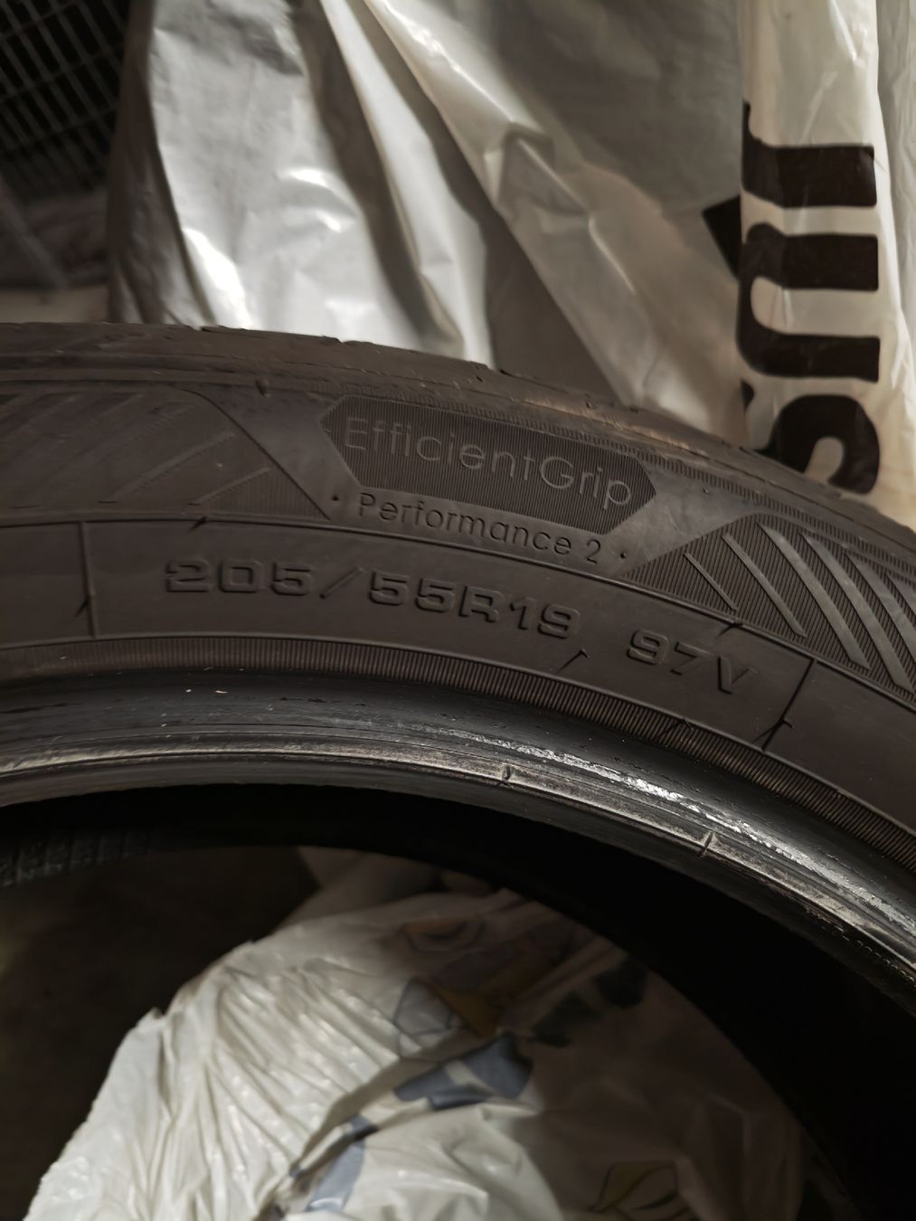 Goodyear Pneumatici & Ruote complete: 4 Goodyear EfficientGrip Performance 205/55 R19 97V – Usato da Veltheim AG venduto da Vor69 5