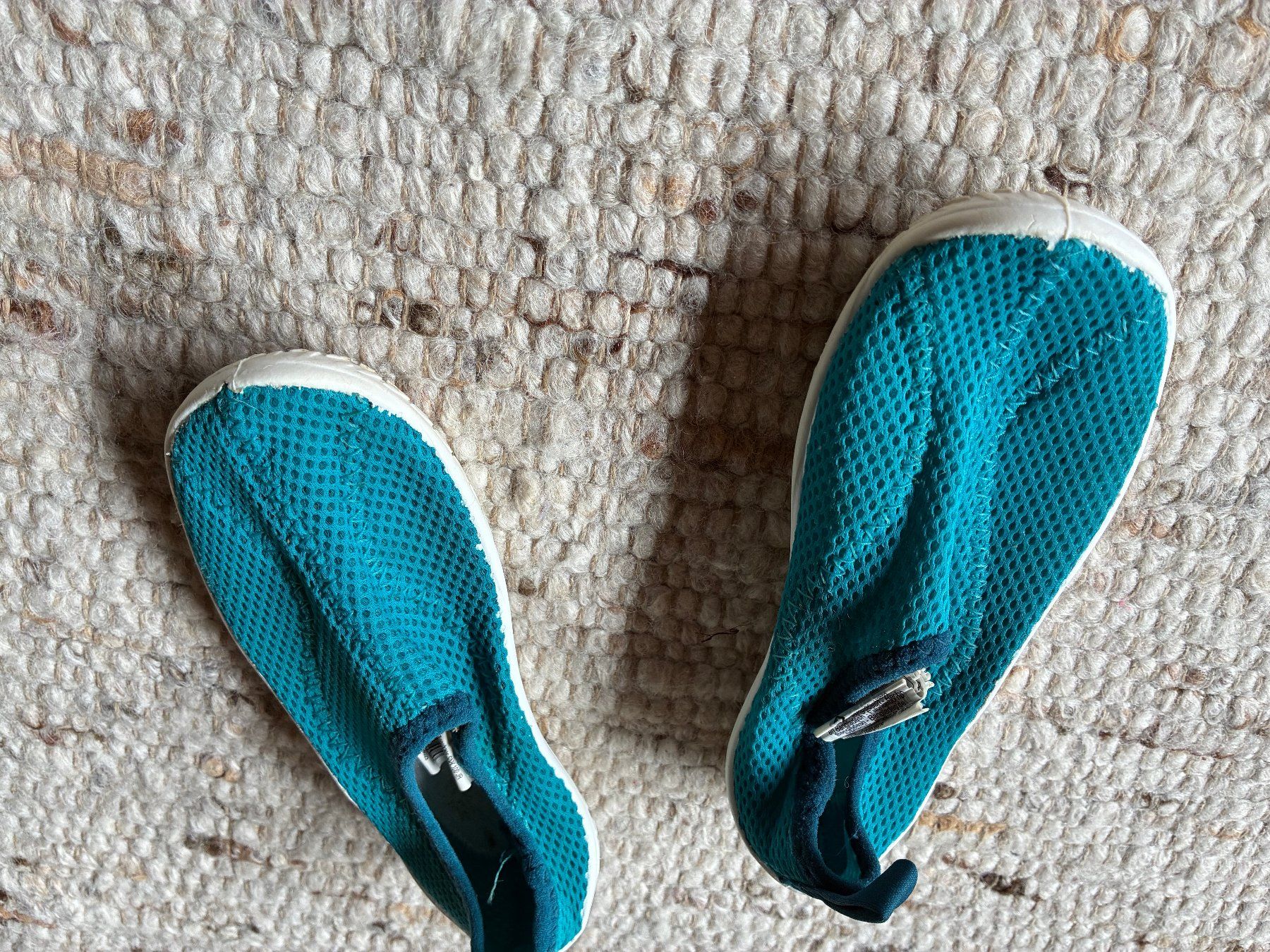Decathlon Chaussures hommes: Badeschuhe (Kinder) – D'occasion à Schalchen par Schmaisli 4