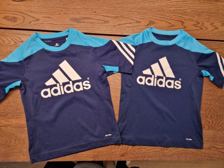 Adidas Trainingsshirts Gr. 128 2 Stück
